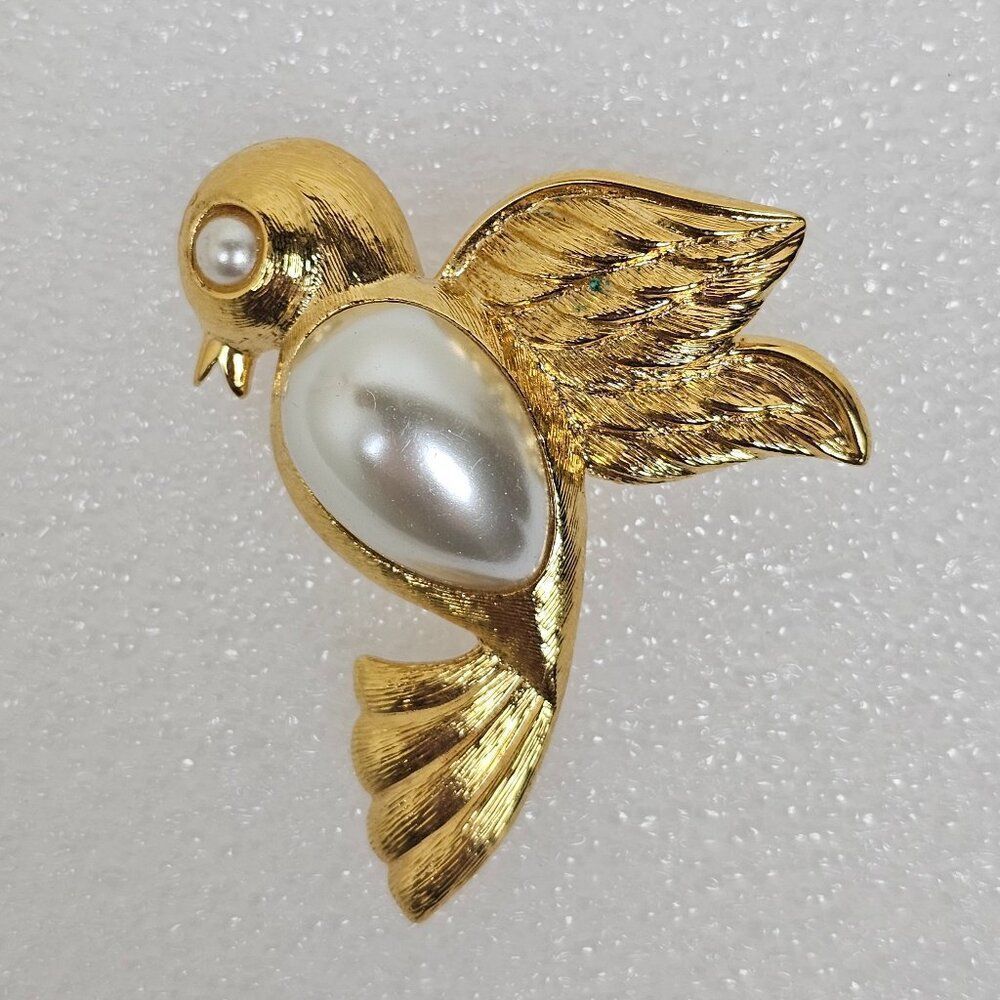 Vintage Napier Bird Brooch Pin Hummingbird Faux Pearl Cabochon Gold Tone Metal